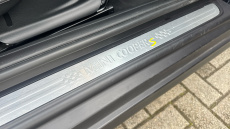 MINI Hatchback 135kW Cooper S Level 2 33kWh 3dr Auto Electric Hatchback